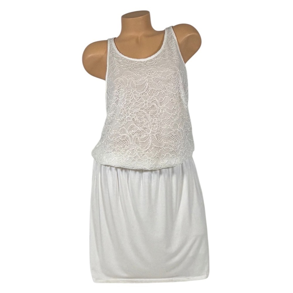 Victoria's Secret Women's White Lace Crossover Back Chemise Nightgown‎ Large NWT